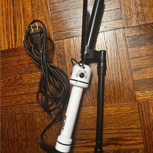 Hot tools Curling Iron